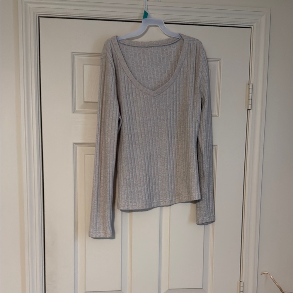 Gray Ribbed Long Sleeve Top